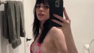 Soogsx Love to Show Off Lustful Body in the Mirror – Video Hot